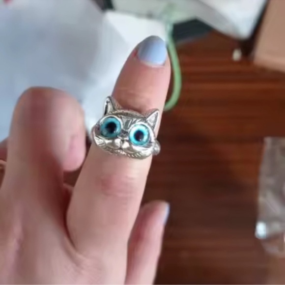 Cat Blue Eyes Silver Ring - Picture 15 of 16